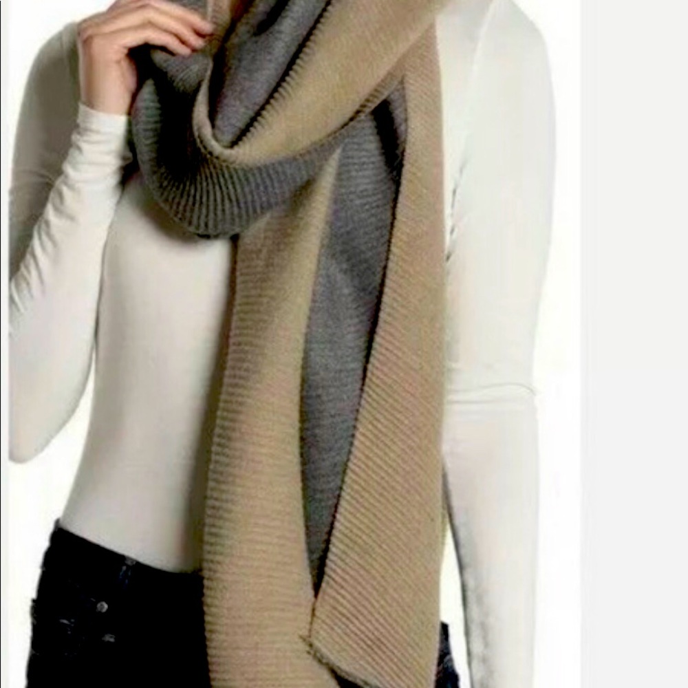 14th & Union Womens Reversible Ribbed Scarf